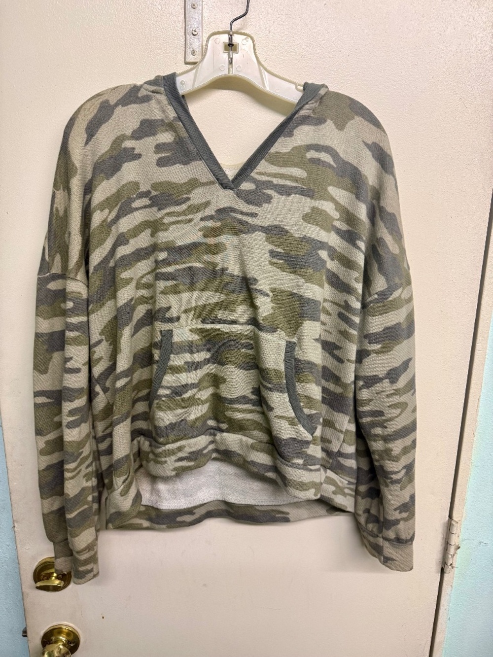 Lucky Brand Camo Green V-Neck Sweatshirt with Front Pocket